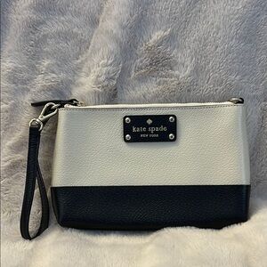 Kate Spade Black and White Wristlet